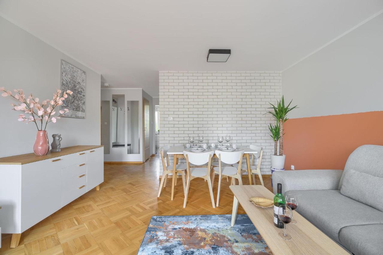 Family Center Spot Apartment Poznan Ngoại thất bức ảnh
