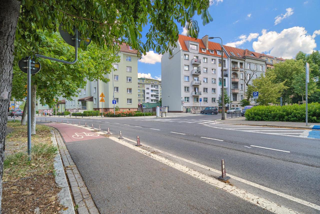 Family Center Spot Apartment Poznan Ngoại thất bức ảnh