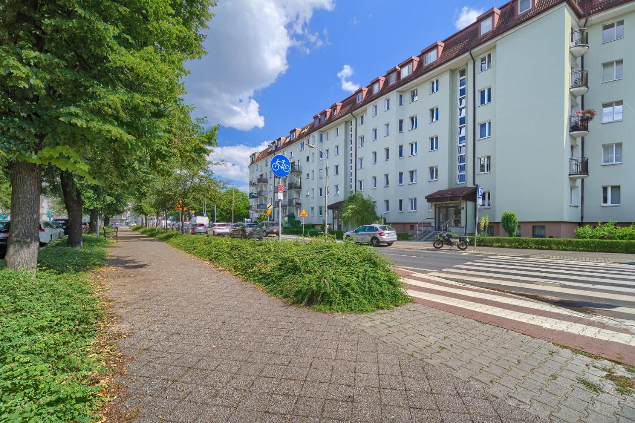 Family Center Spot Apartment Poznan Ngoại thất bức ảnh