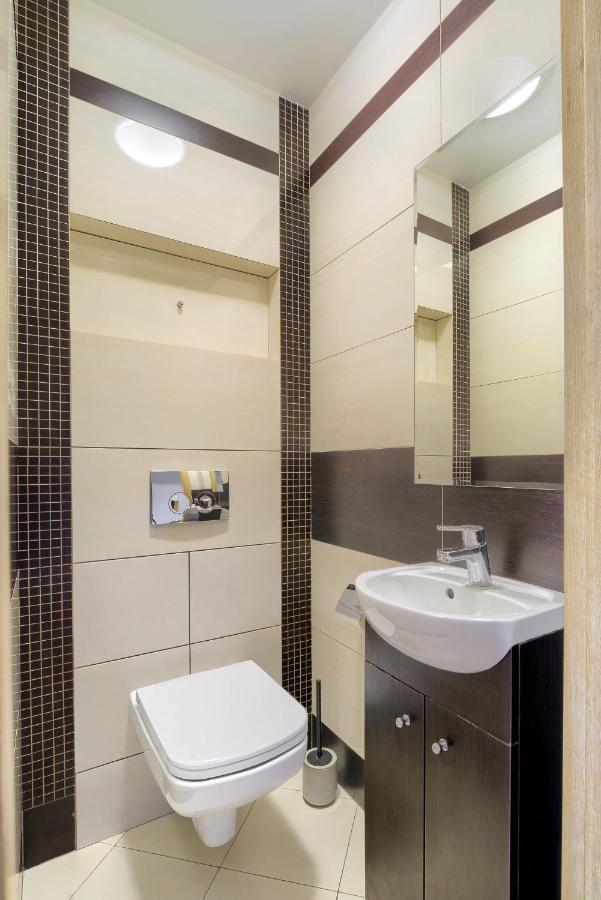 Family Center Spot Apartment Poznan Ngoại thất bức ảnh